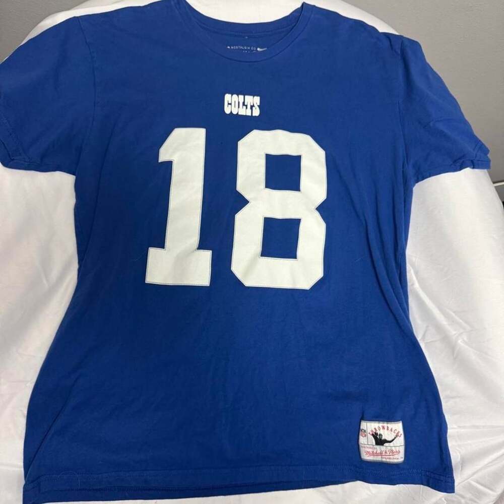 Mitchell & Ness Indianapolis Colts Peyton Manning #18 Throwbacks T-Shirt